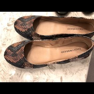 Lucy brand shoes leather